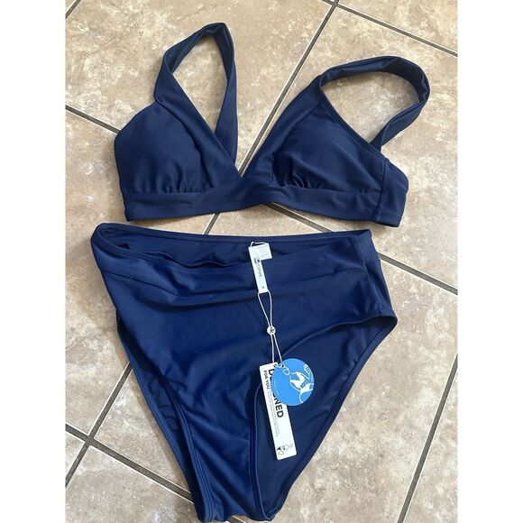 NWT Cupshe M Simple Cute Bikini Set Swimsuit Navy Blue - Picture 1 of 4